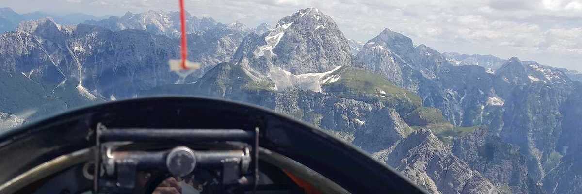 Flugwegposition um 11:35:09: Aufgenommen in der Nähe von 33018 Tarvis, Udine, Italien in 2349 Meter
